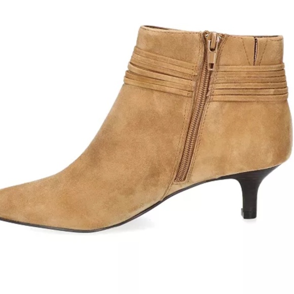 NIB Bella Vita Boots size 7.5 - Picture 3 of 11